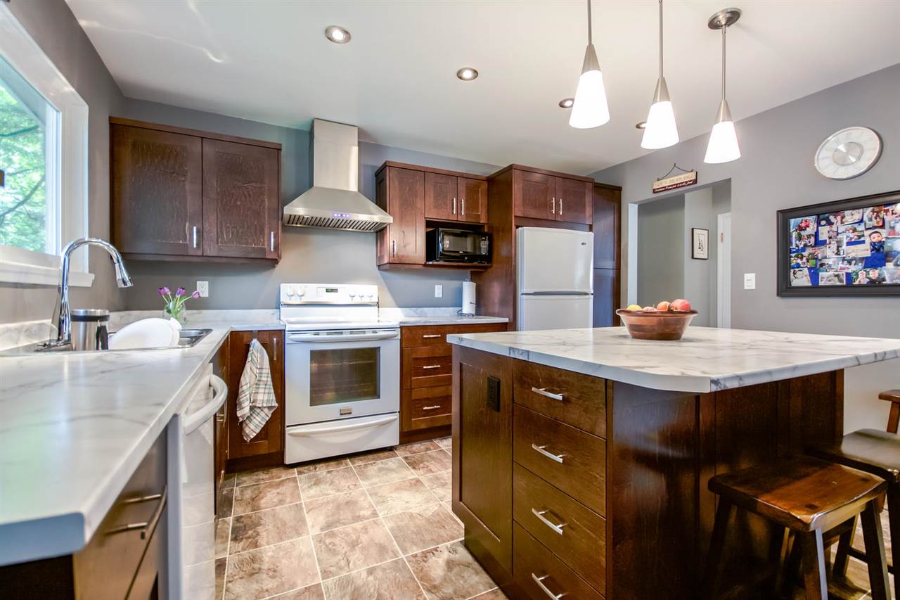 10080 127A Street, Surrey, BC 10