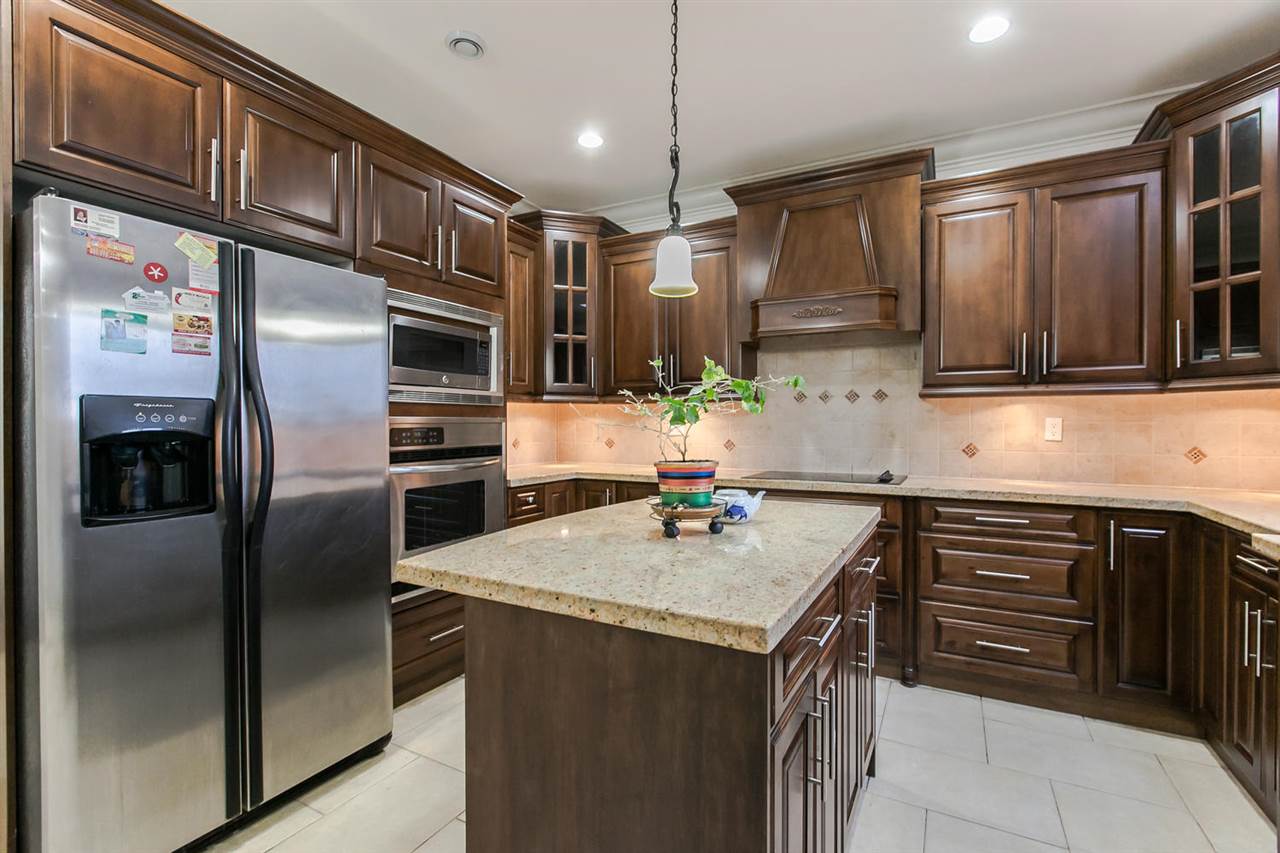 7988 11th Avenue, Burnaby, BC 6