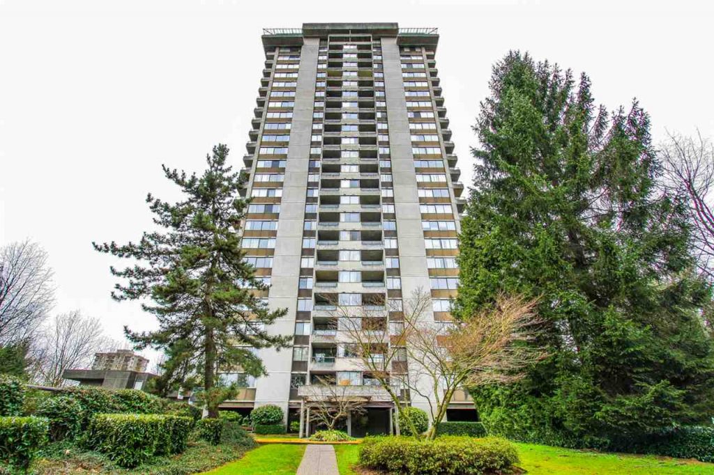905 9521 Cardston Court, Burnaby, BC