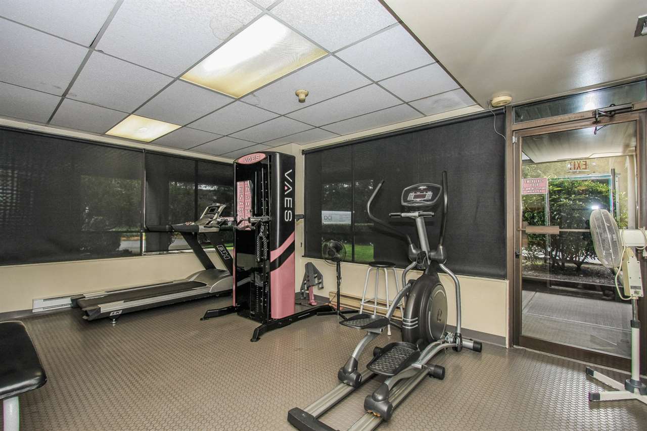 905 9521 CARDSTON COURT Burnaby 4
