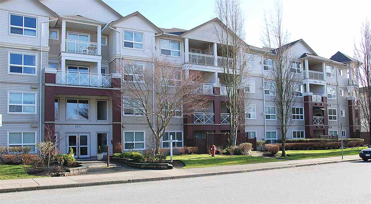 220-8068 120a Street, Surrey, BC