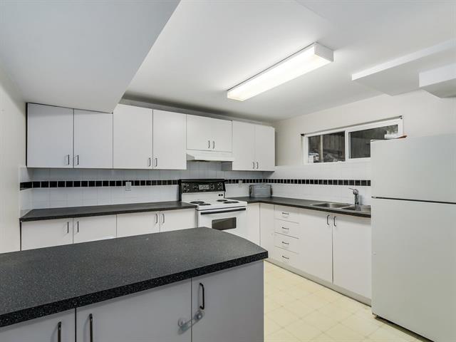 11360 Lansdowne Drive, Surrey BC 14