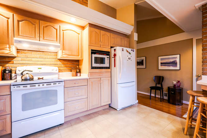 127 E Durham Street, New Westminster BC 9