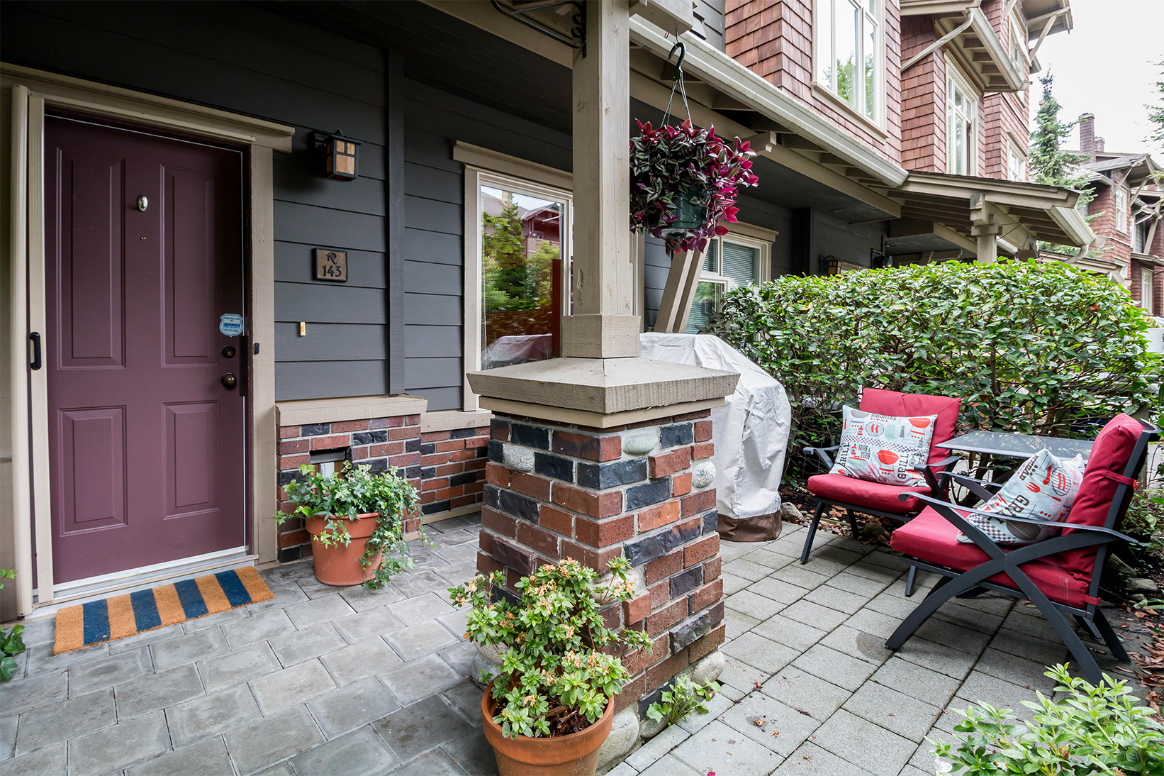 143-600 Park Crescent 2