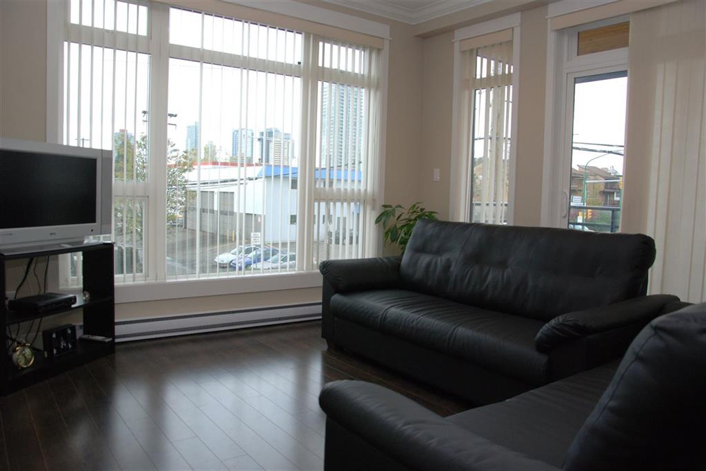 203-6888 Royal Oak Avenue, Burnaby 8