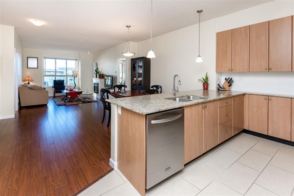 208-285 Ross Driver, New Westminster, BC 2