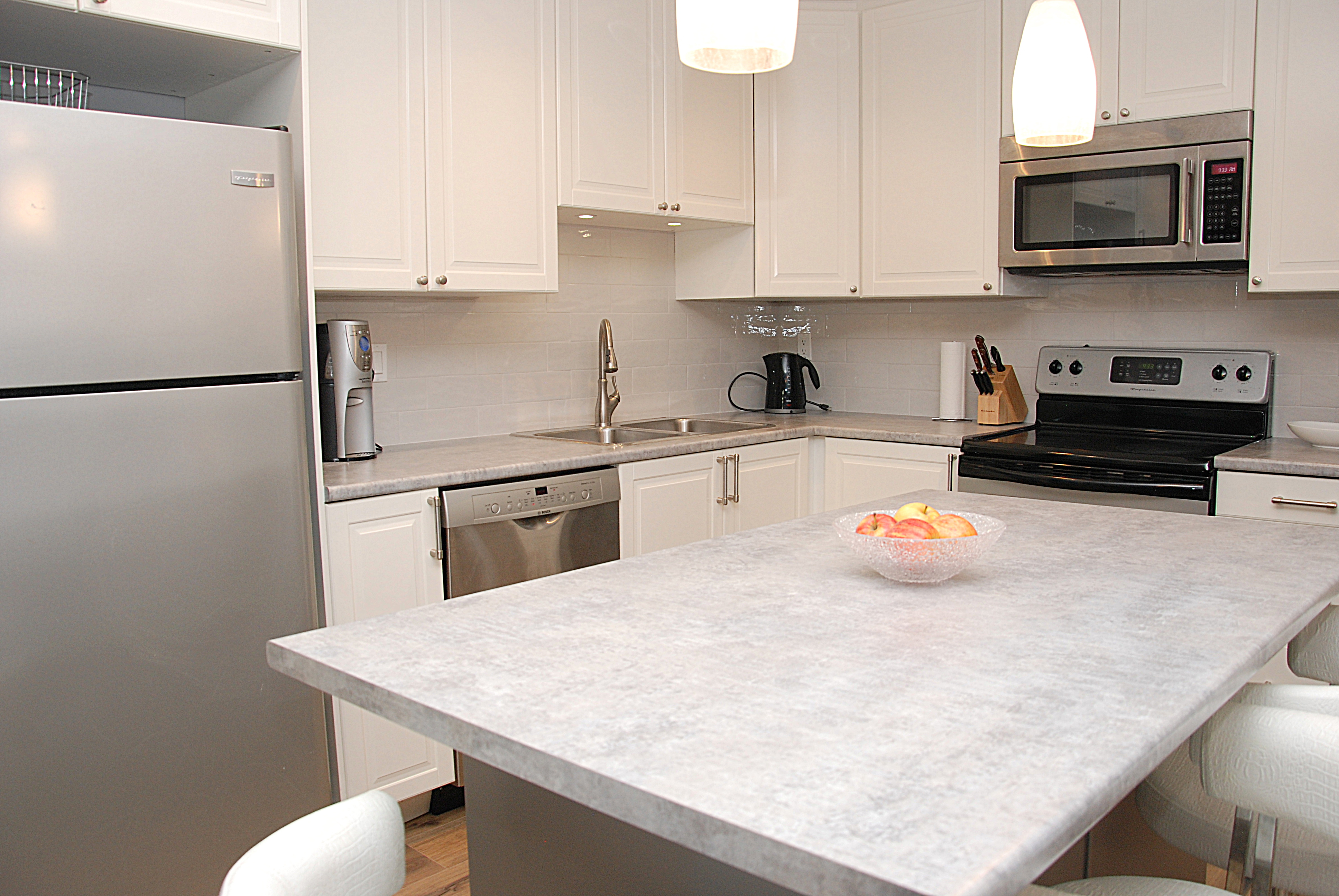 209-518 Thirteenth Street, New Westminster 3