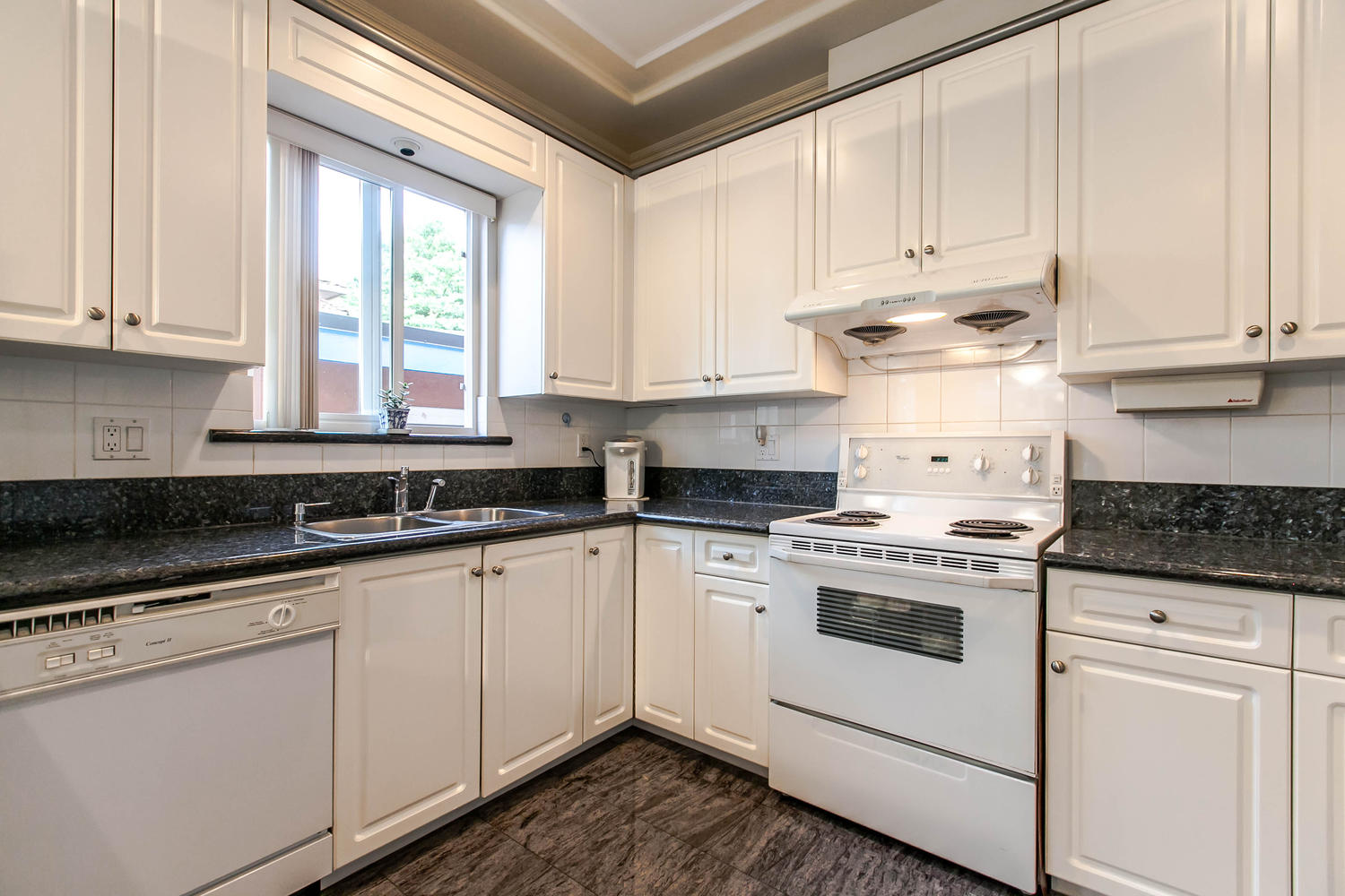 3367 Garden Drive, Vancouver, BC 7
