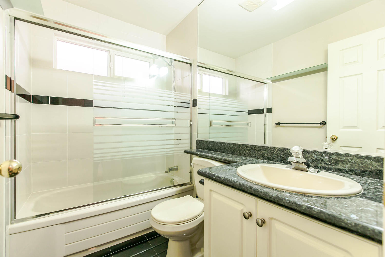 3367 Garden Drive, Vancouver, BC 9