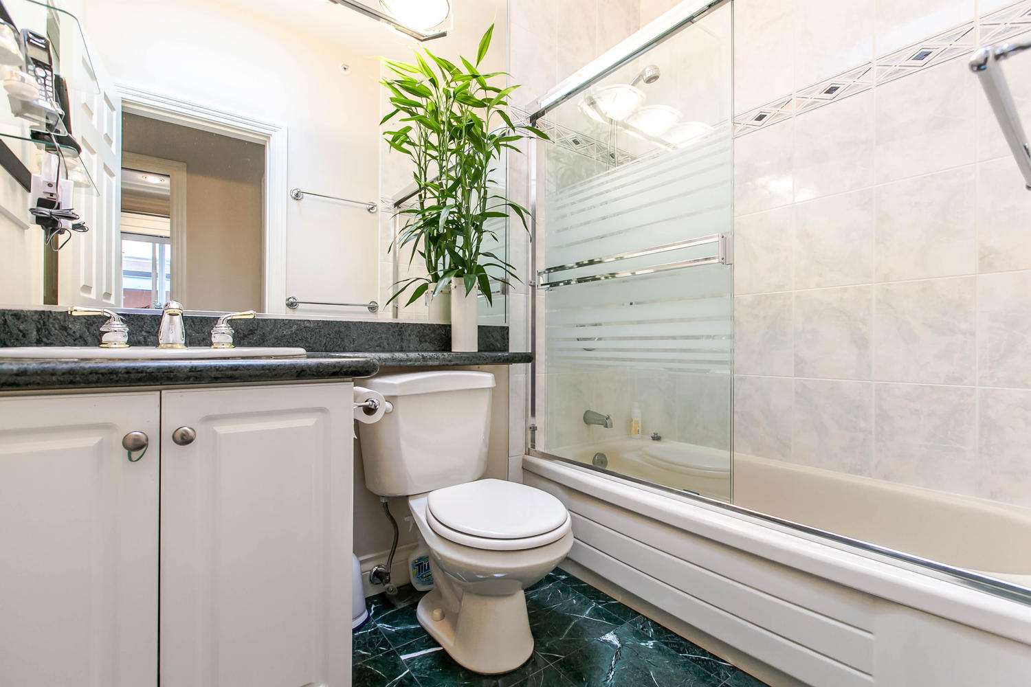 3367 Garden Drive, Vancouver, BC 13