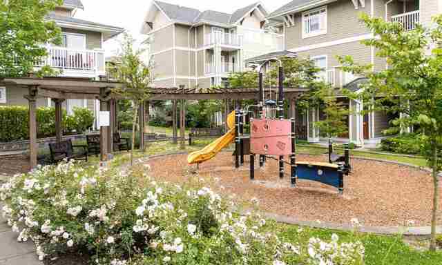 41-7388 Macpherson Avenue, Burnaby, BC 15