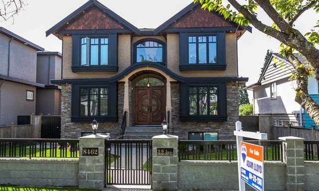 8462 12th Avenue, Burnaby, BC