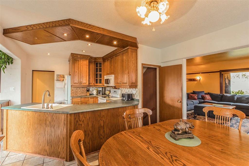 7960 12th Avenue, Burnaby 5