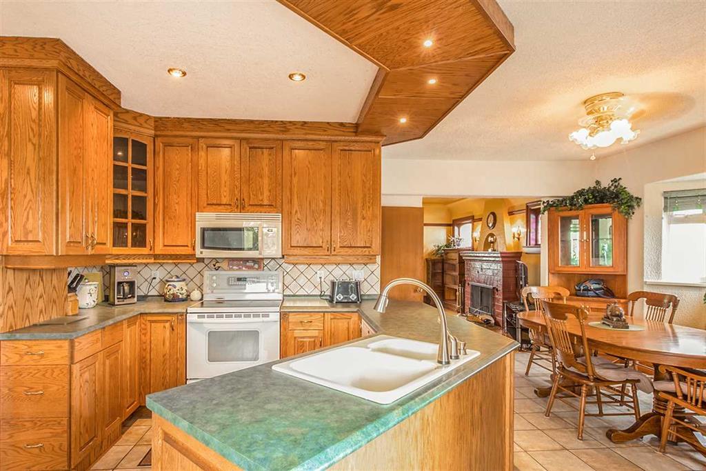 7960 12th Avenue, Burnaby 7