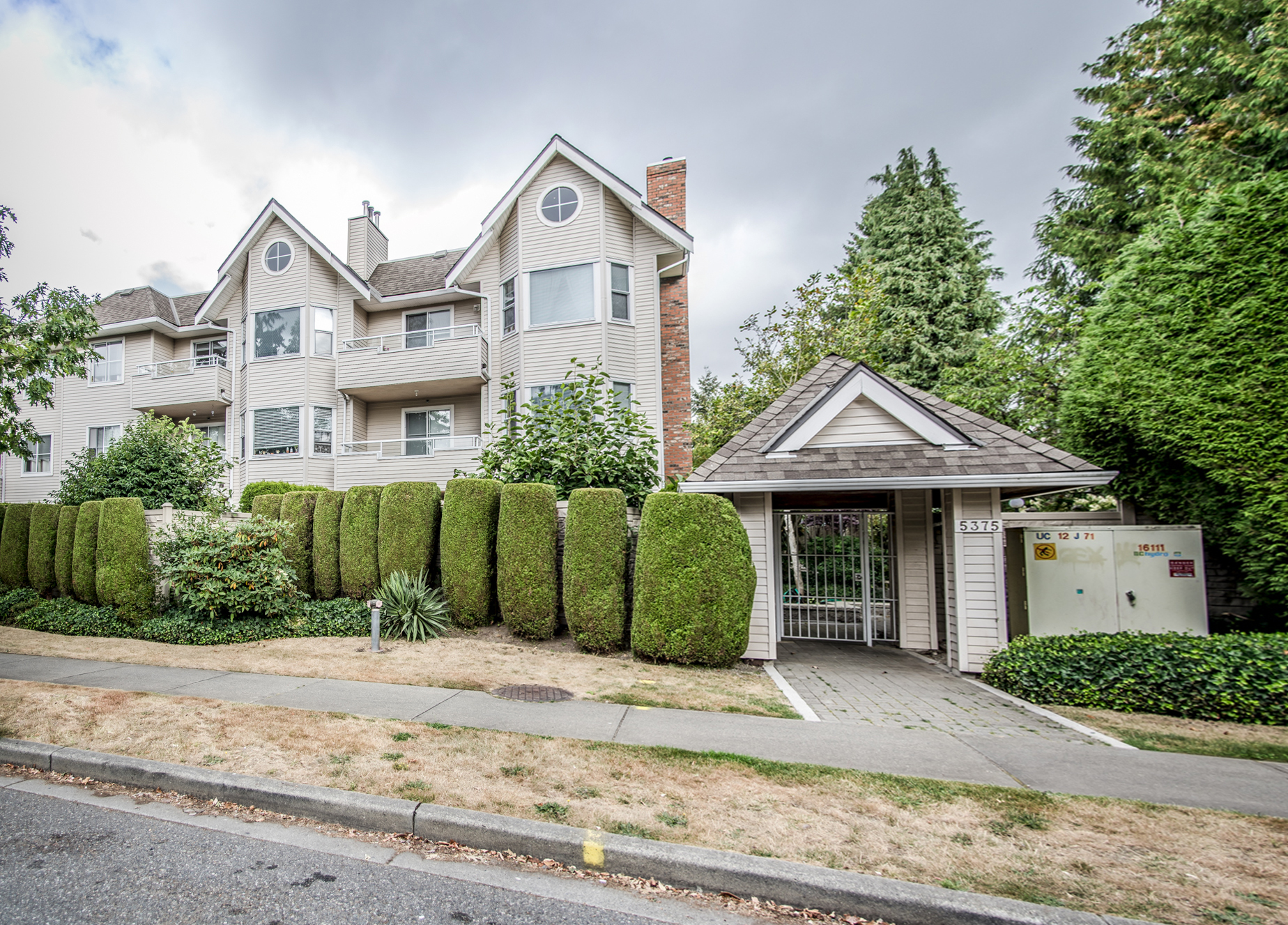 105-5375 Victory Street, Burnaby