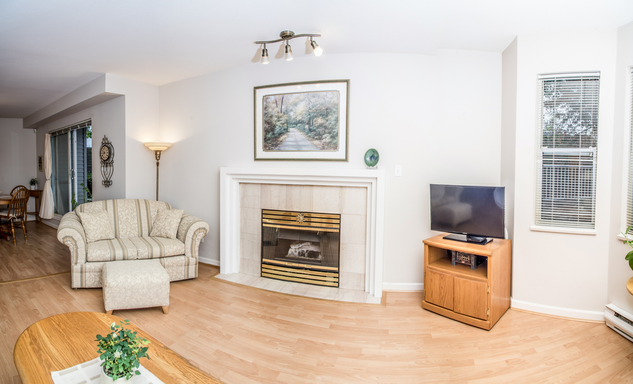105-5375 Victory Street, Burnaby 3