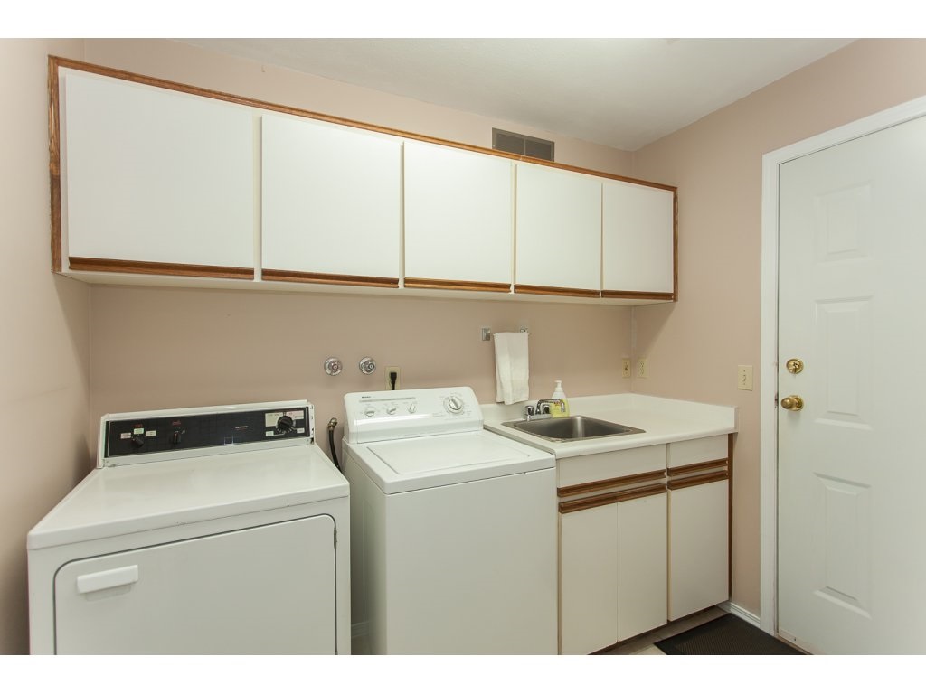 12391 Northpark Crescent, Surrey 17
