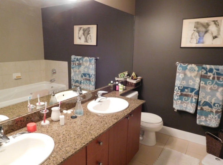 1603-11 E Royal Avenue, New Westminster 13