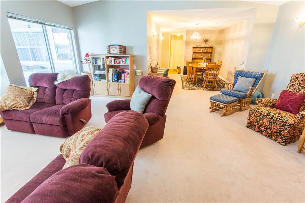305-5776 200 Street ,Langley 4