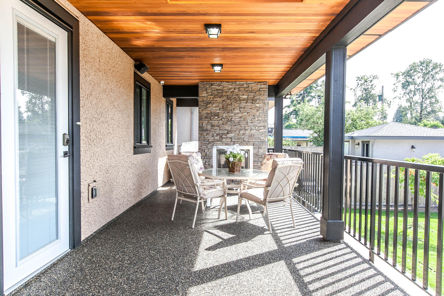 8462 12th Avenue, Burnaby, BC 8