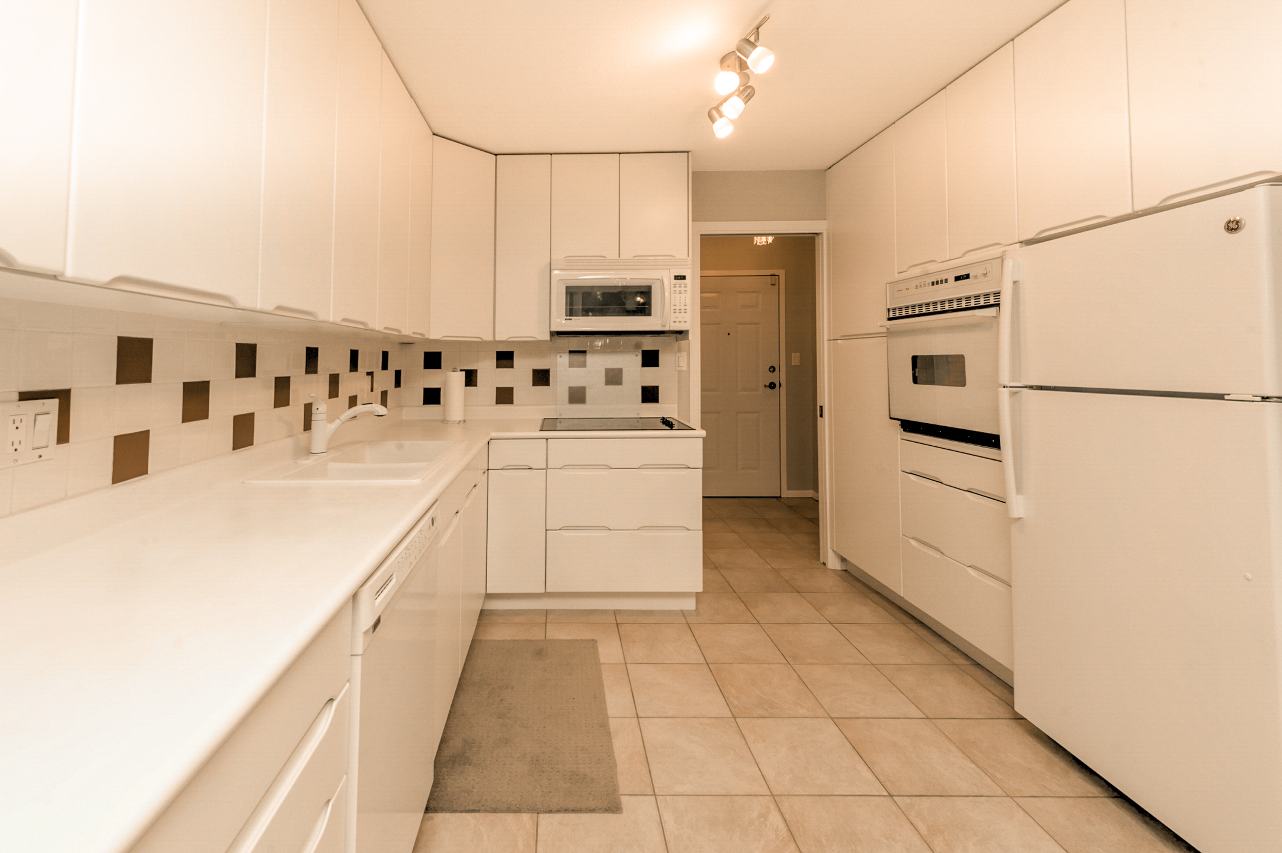 403-38 Leopold Place, New Westminster, BC 7