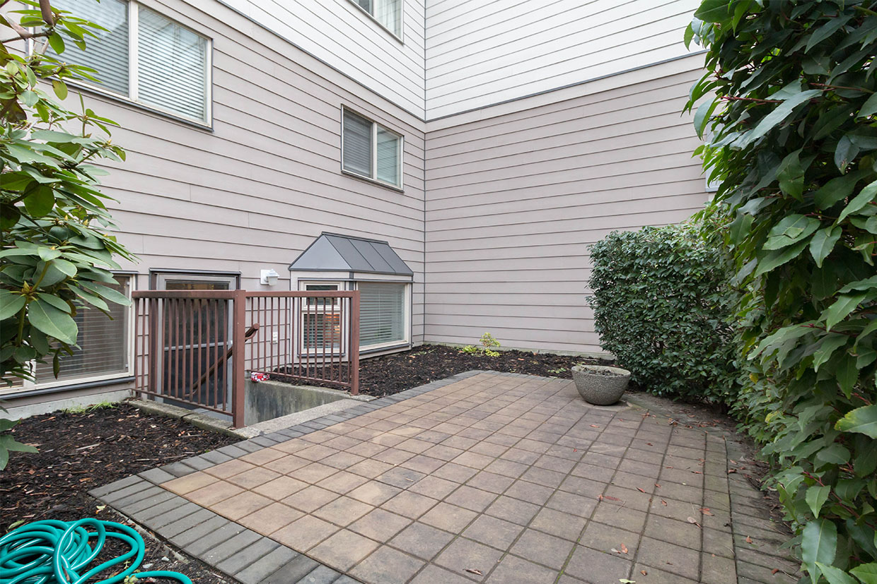 111-737 Hamilton Street, New Westminster BC 13