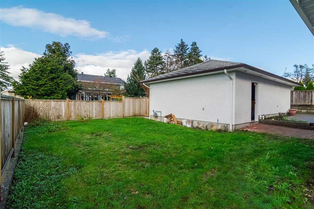 121 Rickman Place, New Westminster BC 18