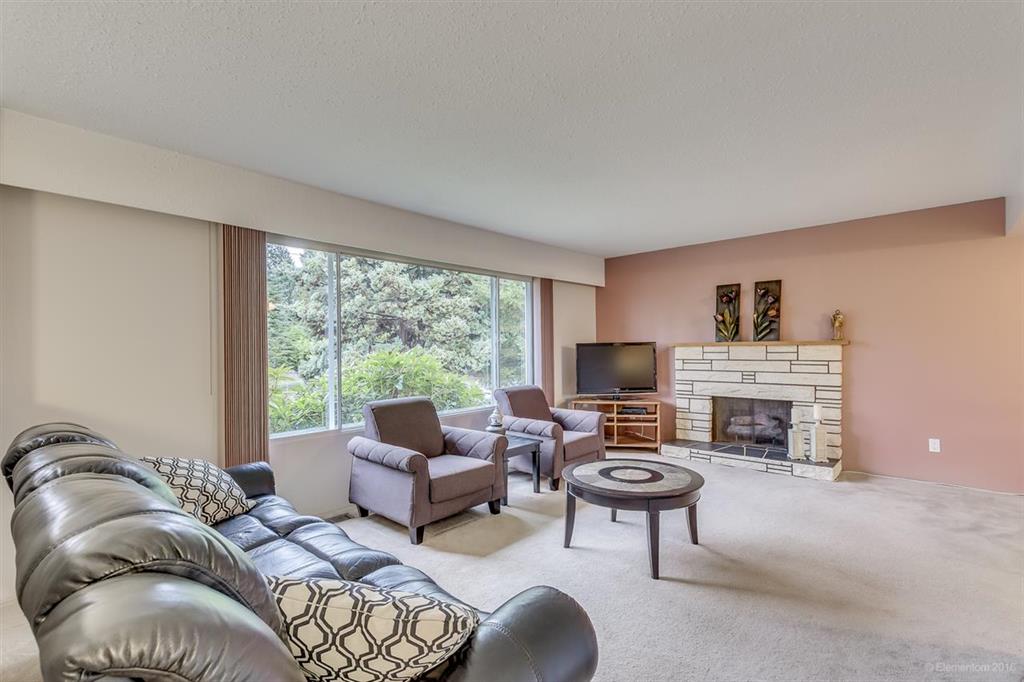 1406 Como Lake Avenue, Coquitlam BC 2