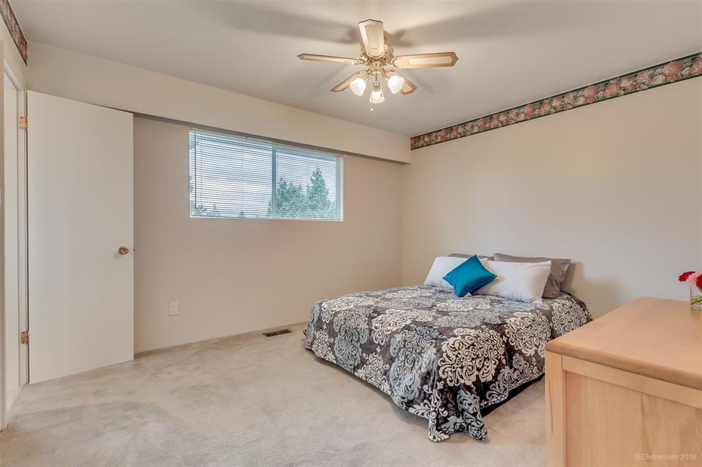1406 Como Lake Avenue, Coquitlam BC 11