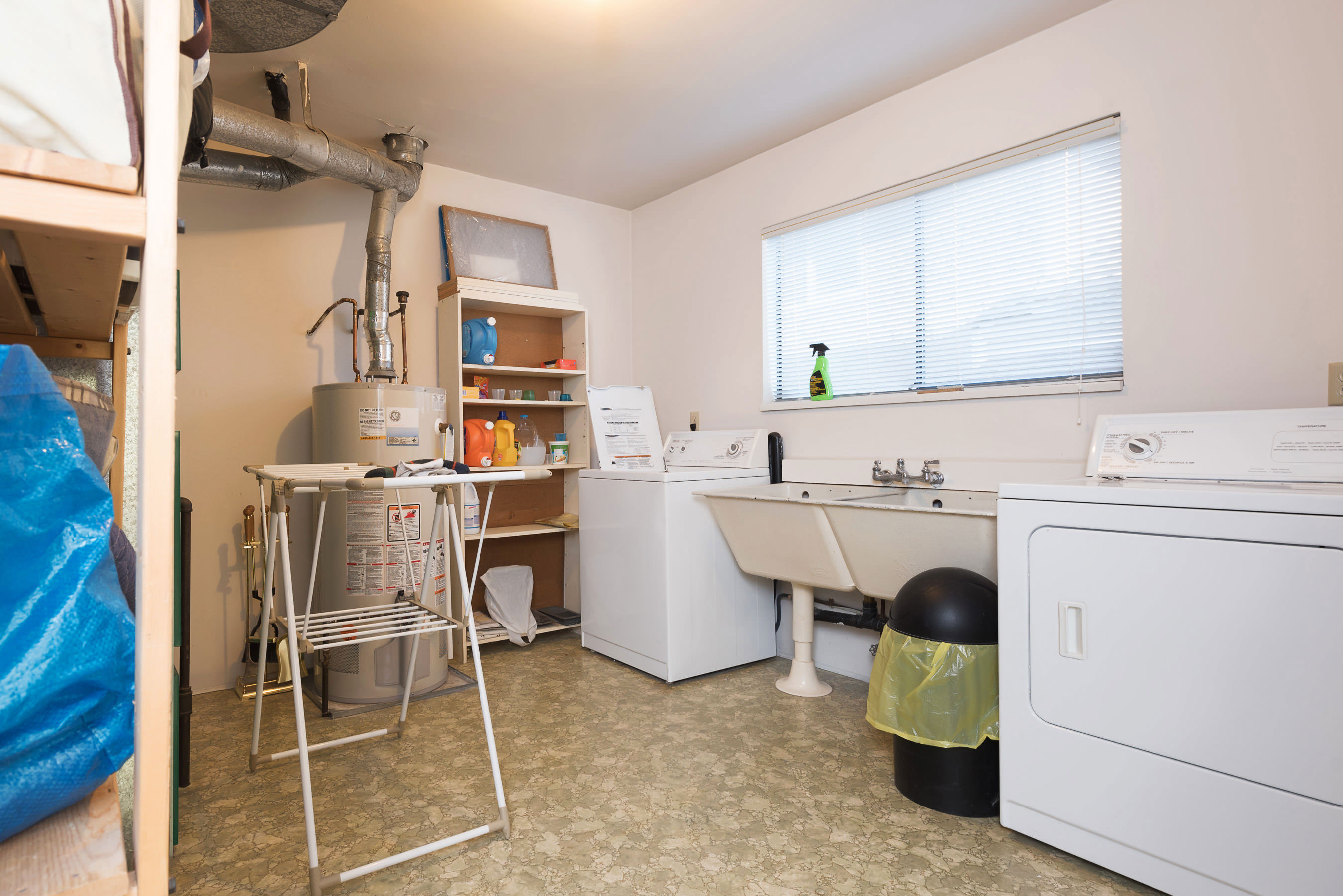 8007 11th Avenue, Burnaby, BC 12