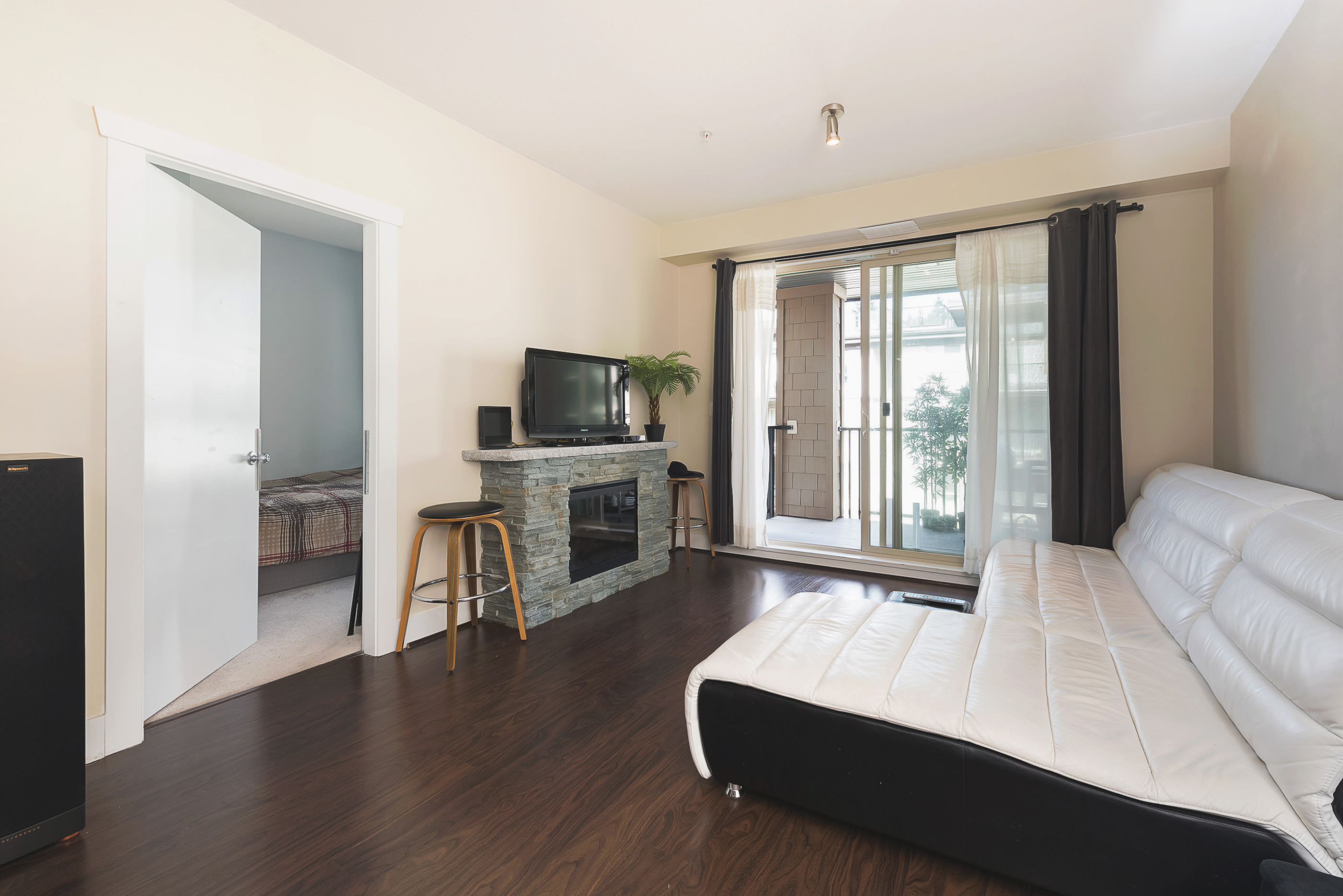 305-7428 Byrnepark Walk, Burnaby BC 2