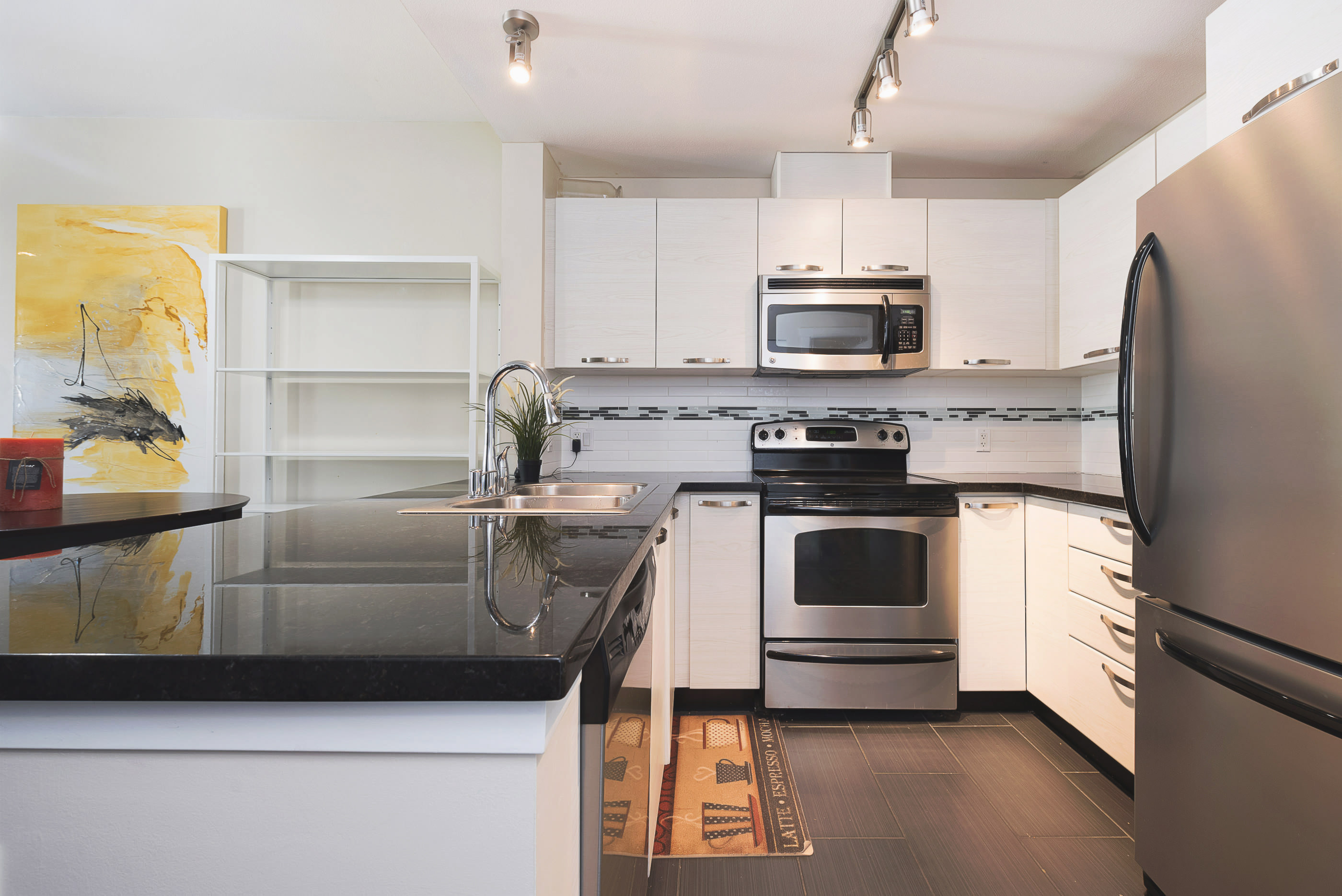 305-7428 Byrnepark Walk, Burnaby BC 5