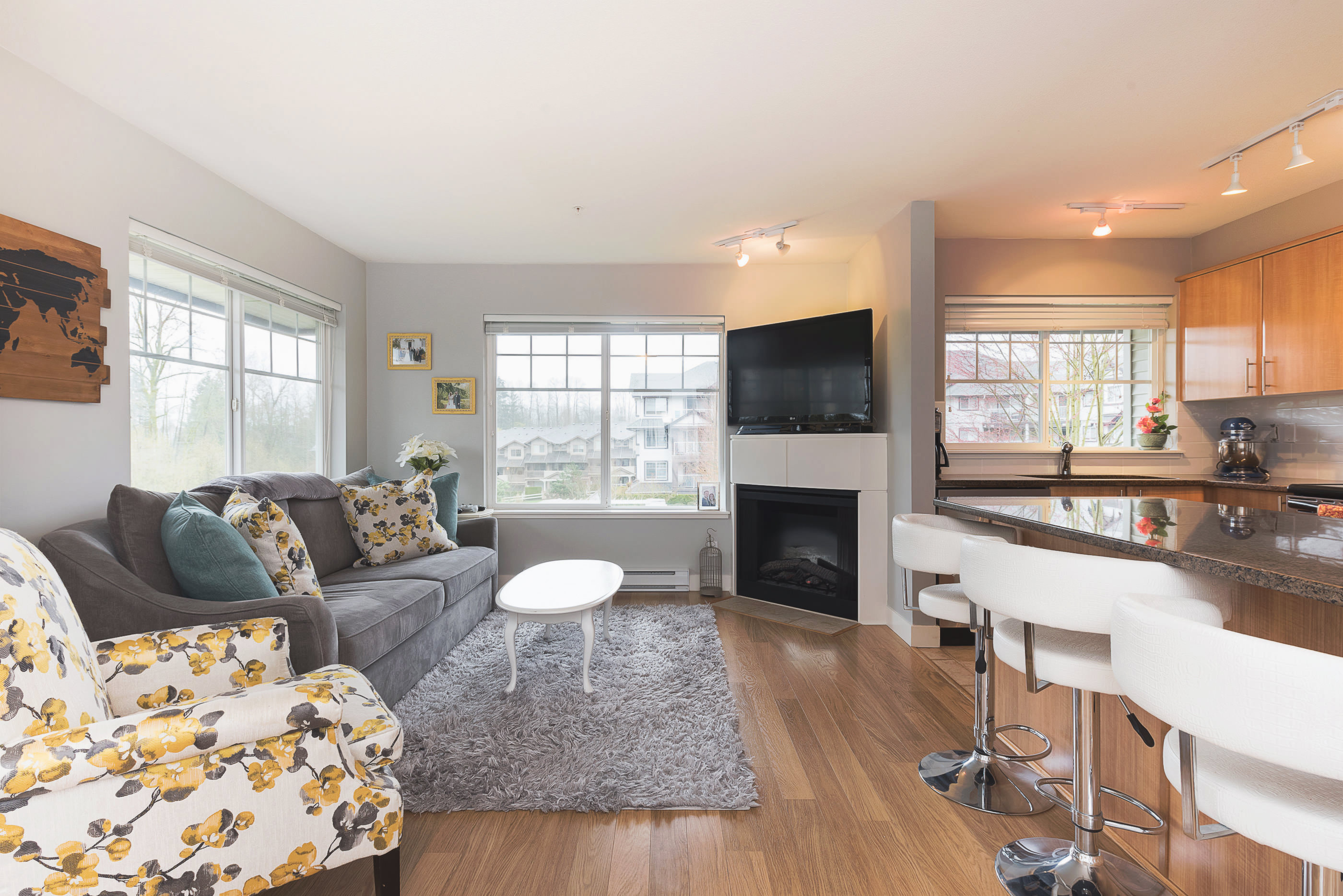 #310 - 19340 65 Ave. Cloverdale 3