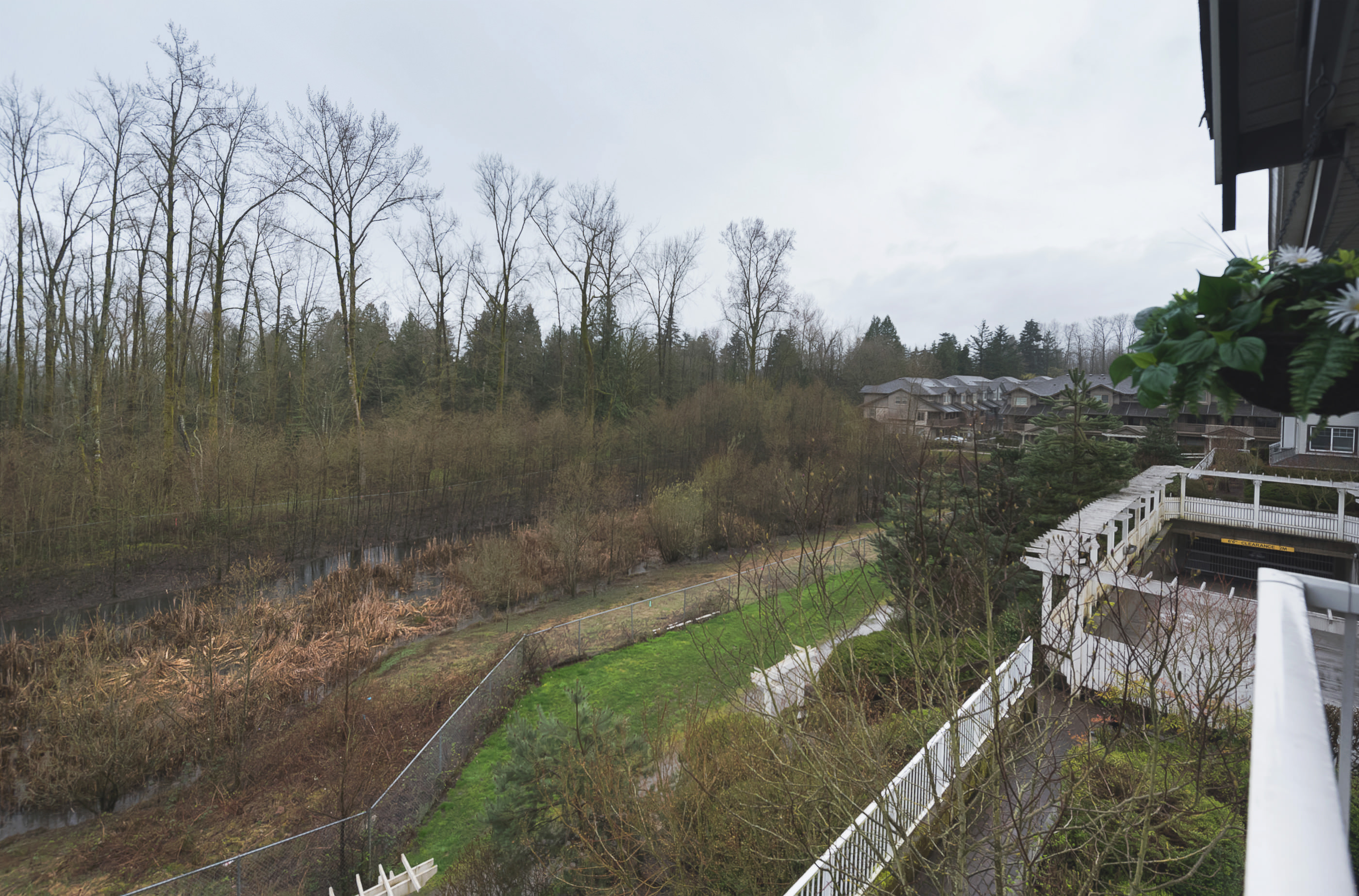 #310 - 19340 65 Ave. Cloverdale 17