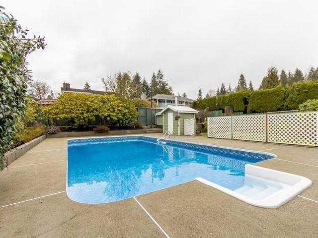 661 Edgar Ave, Coquitlam, BC 10