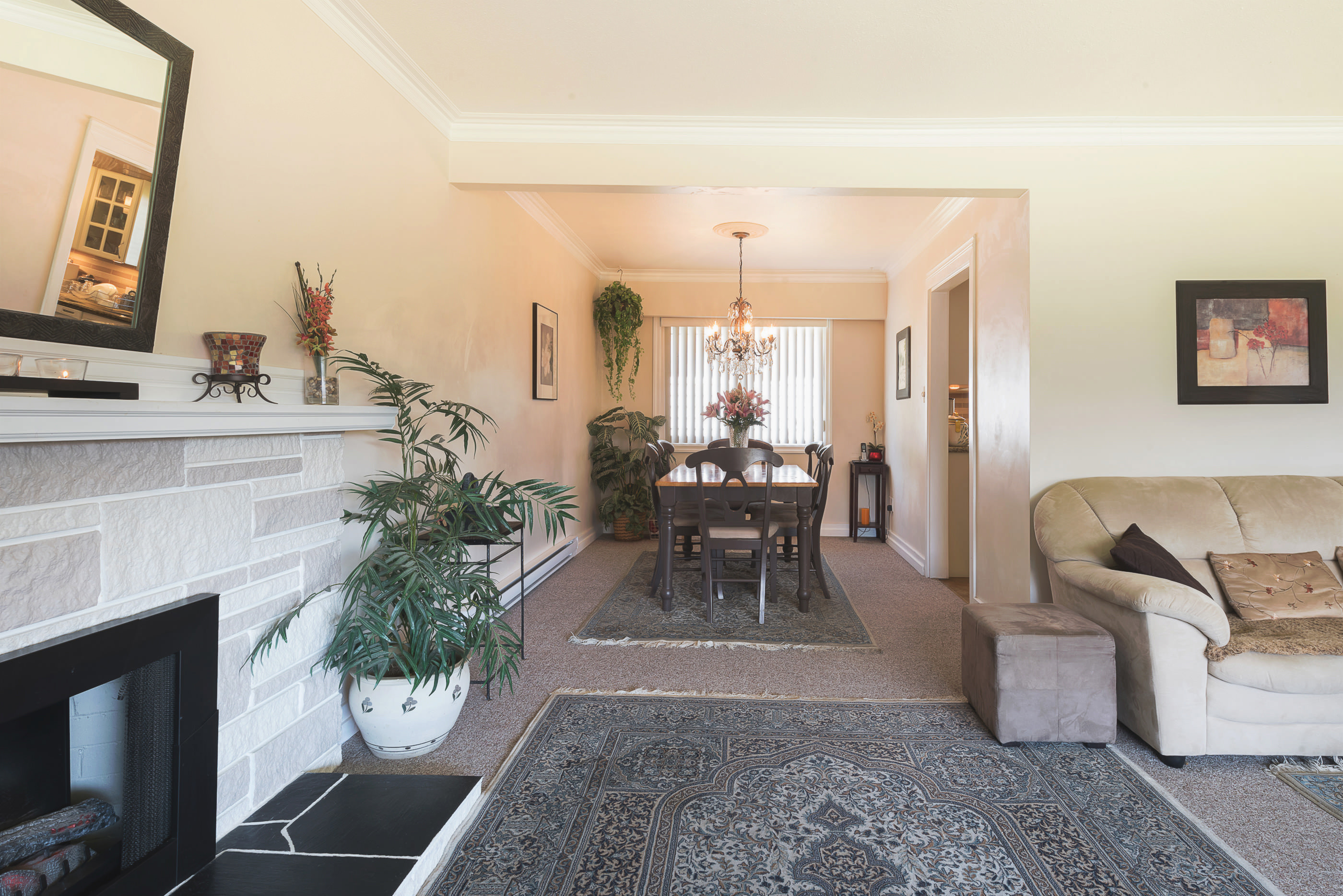 7037 Broadway, Burnaby, BC 3