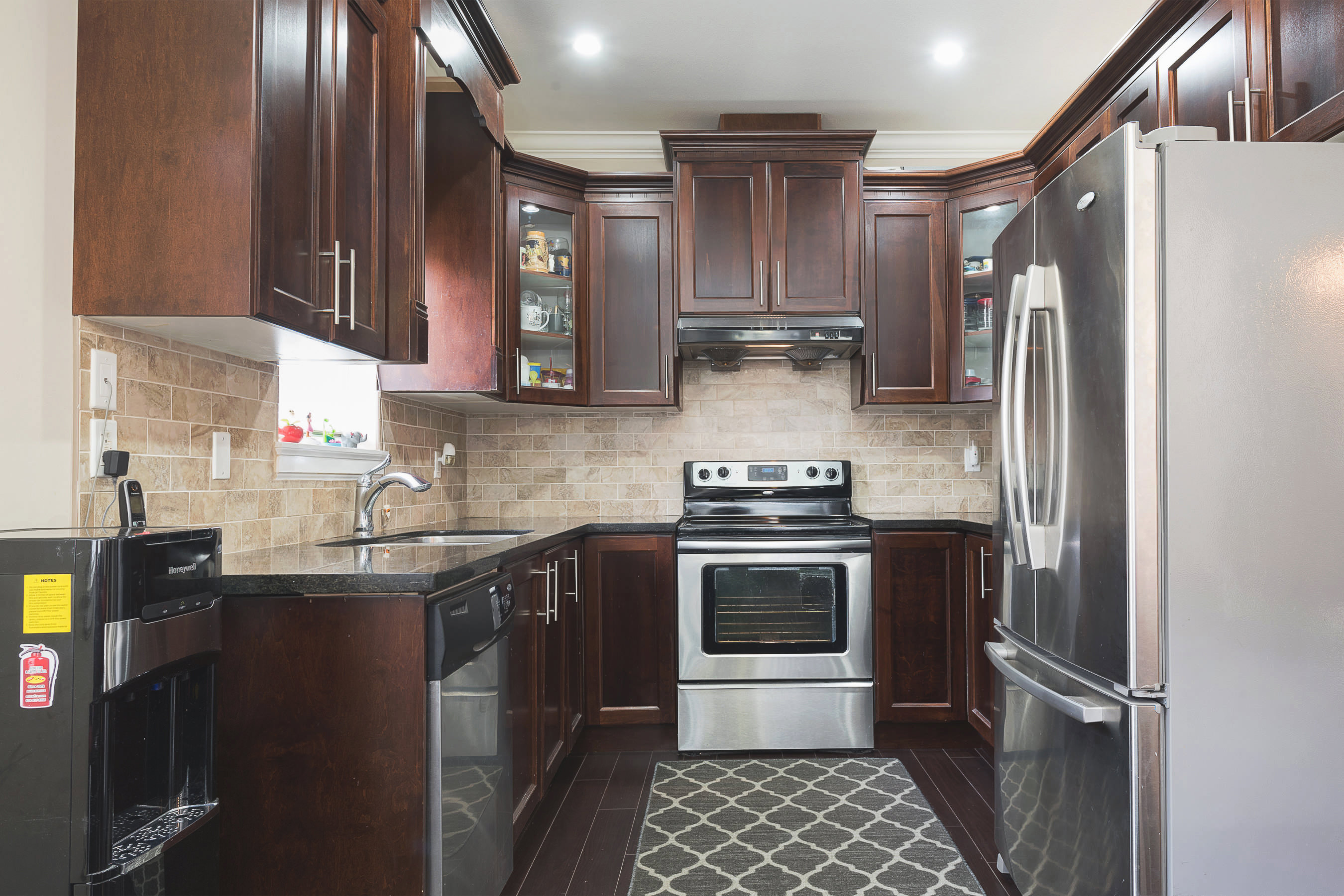 7210 11th Avenue, Burnaby, BC 5