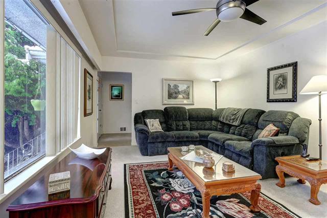 8375 10th Ave., Burnaby, BC