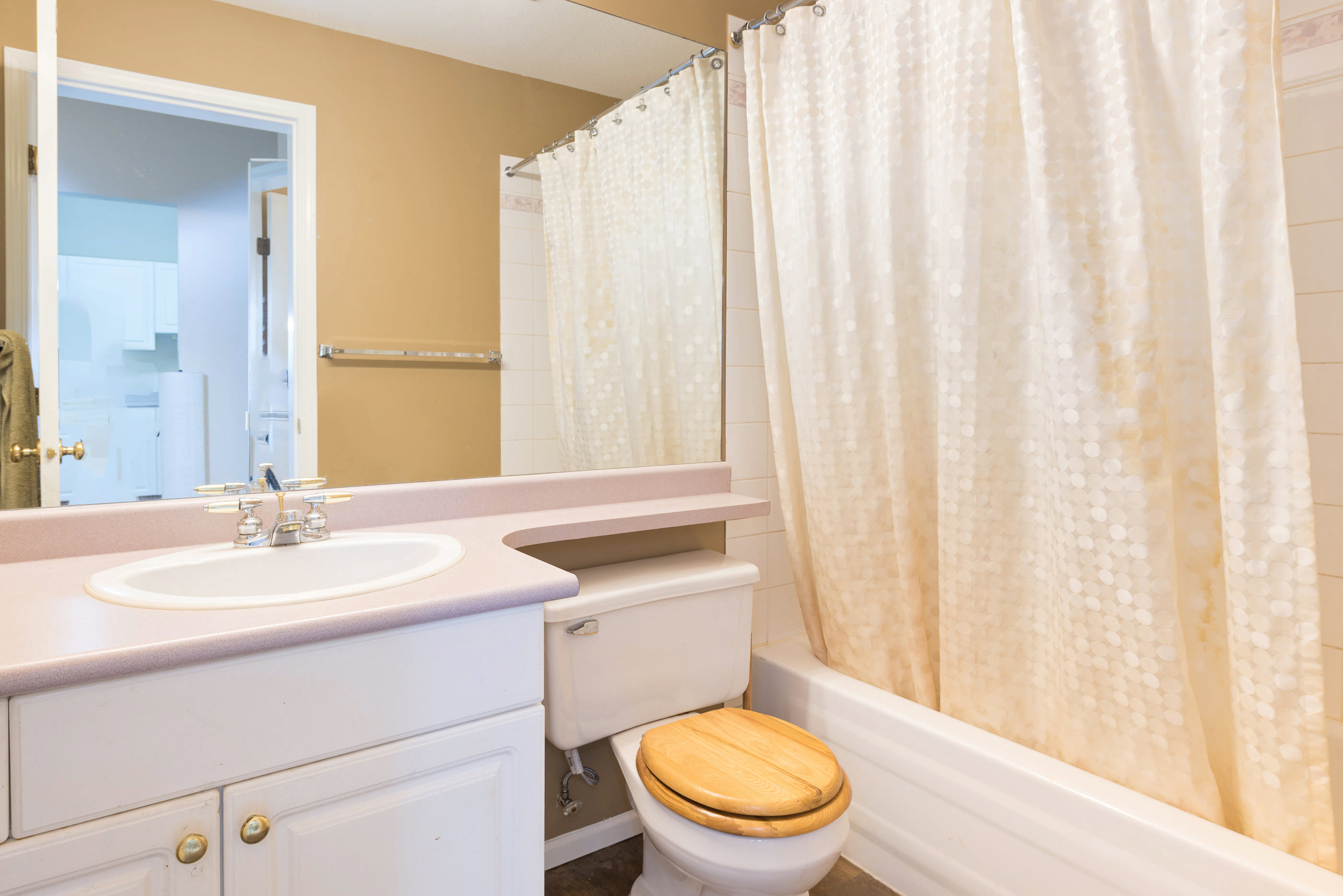 #206 - 5489 201 St., Langley 13