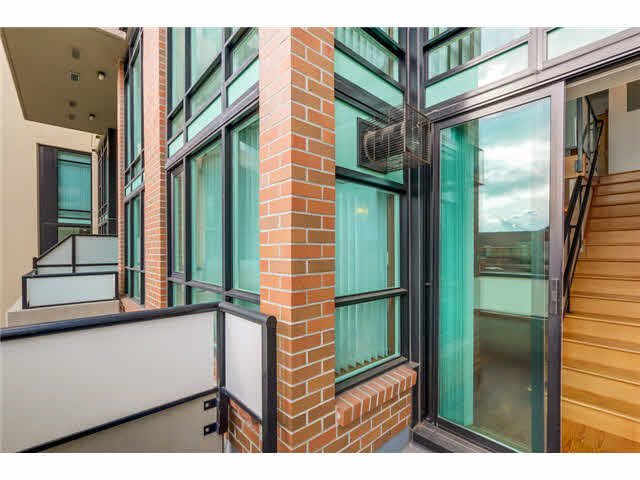213 7 Rialto Court, New Westminster, BC 20