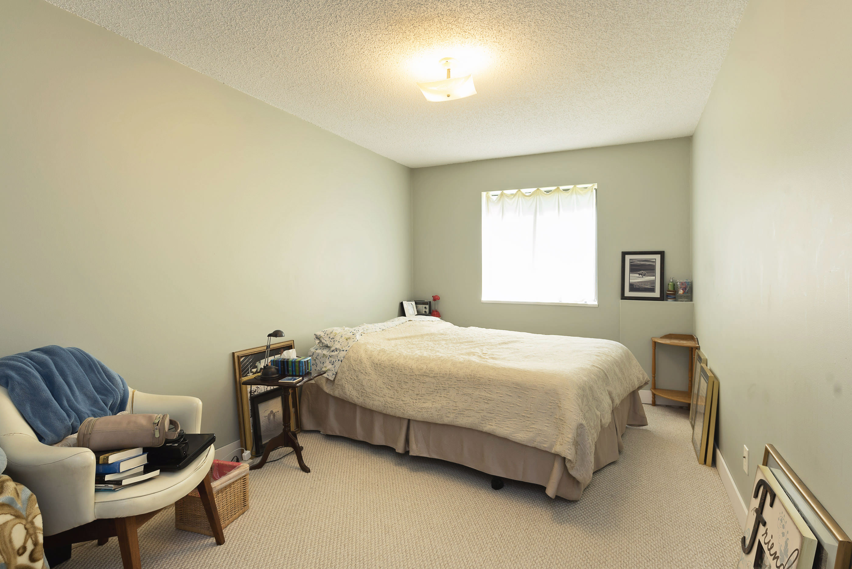 112-9952 149 Street, Surrey BC 11