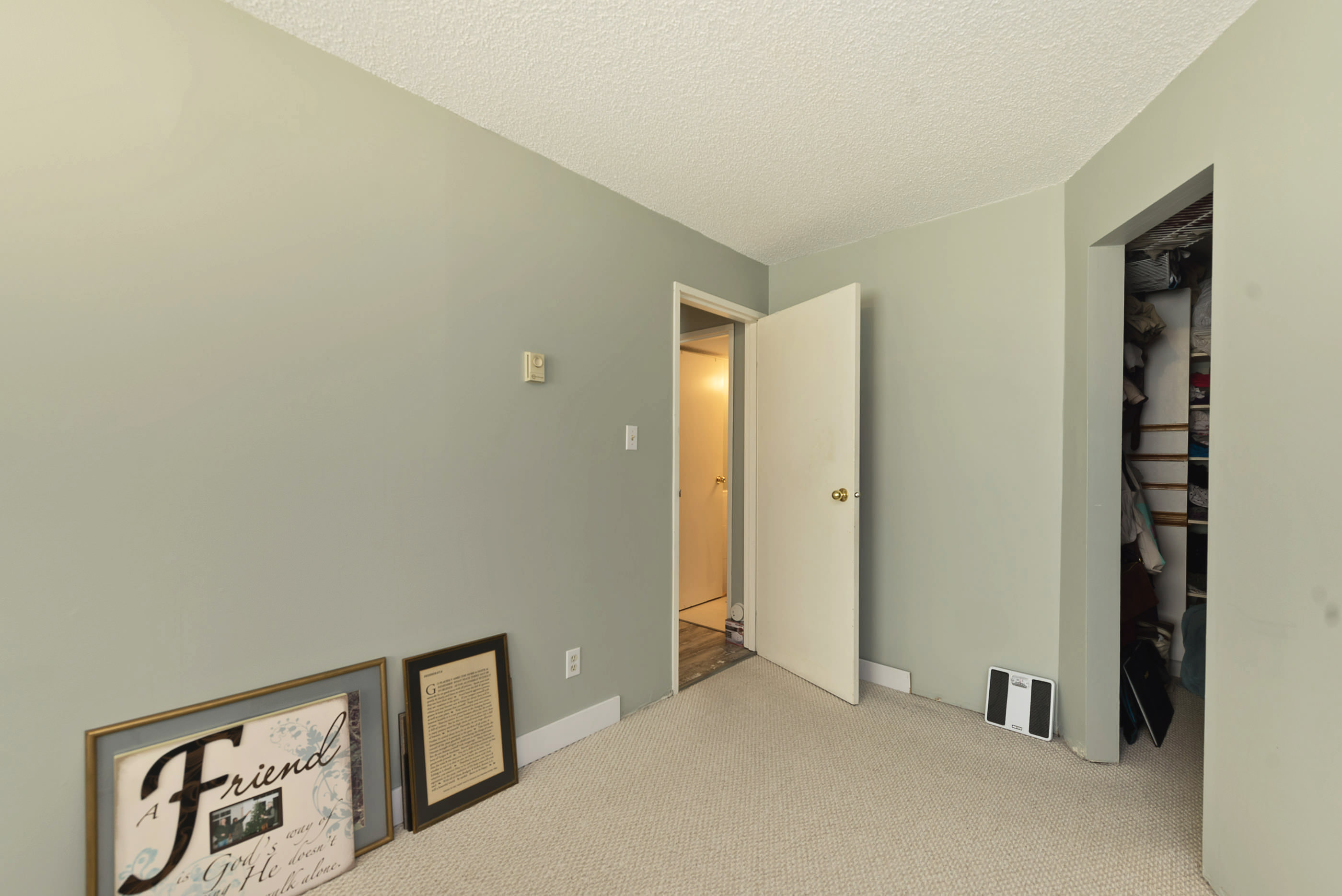 112-9952 149 Street, Surrey BC 12