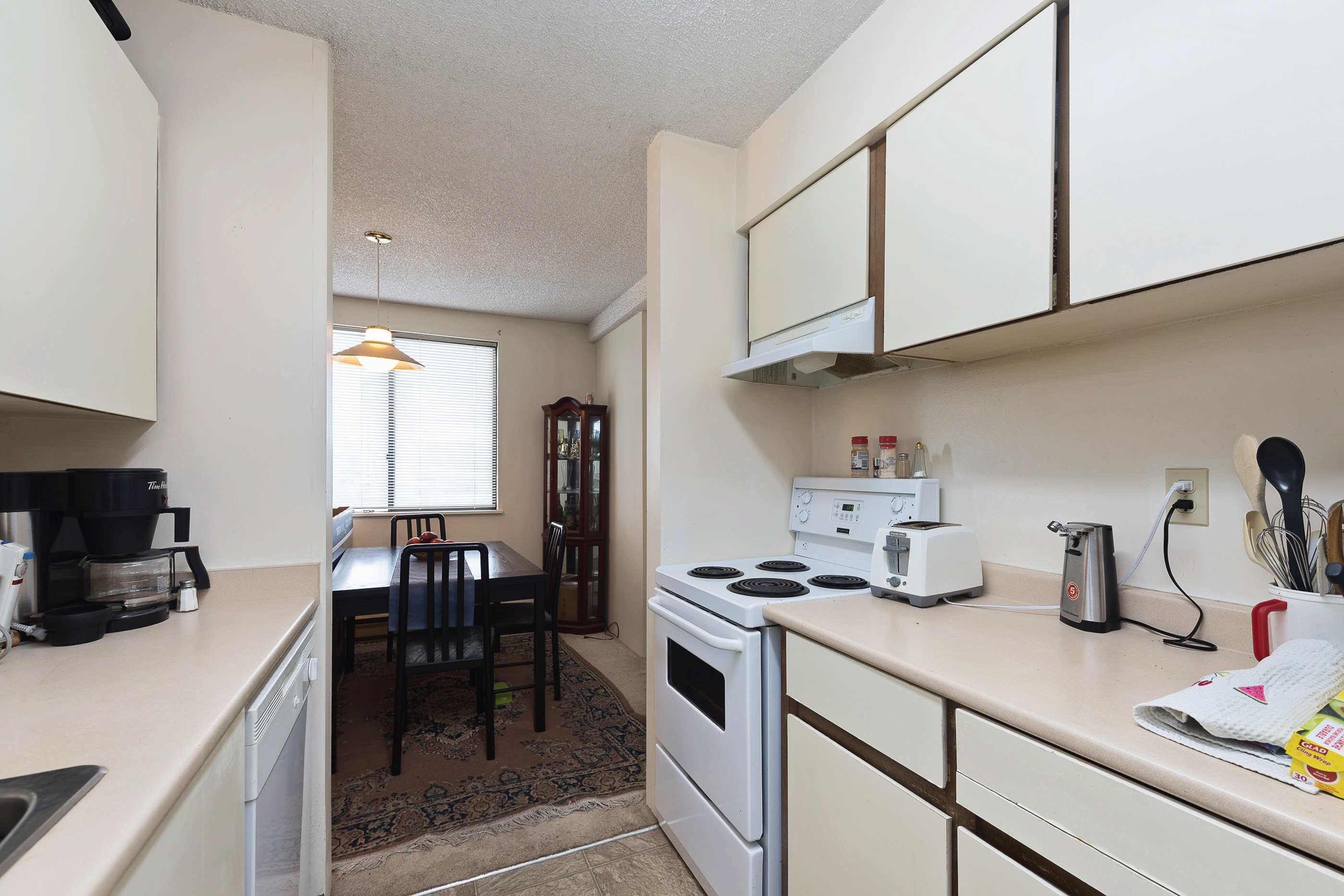 1501-9541 ERICKSON DRIVE, Burnaby, BC 2