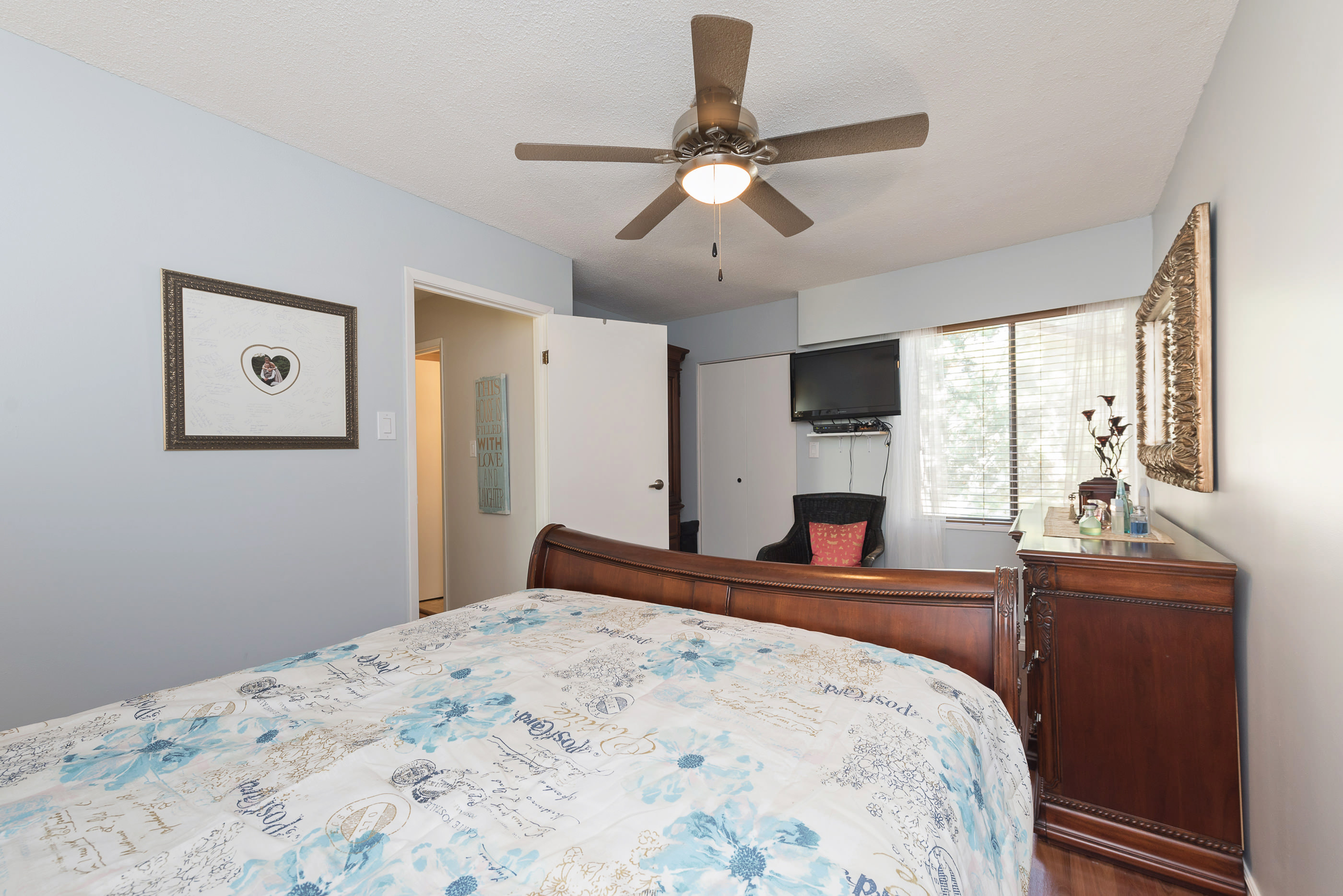 7431 13th Ave Burnaby BC  V3N 2E2 17