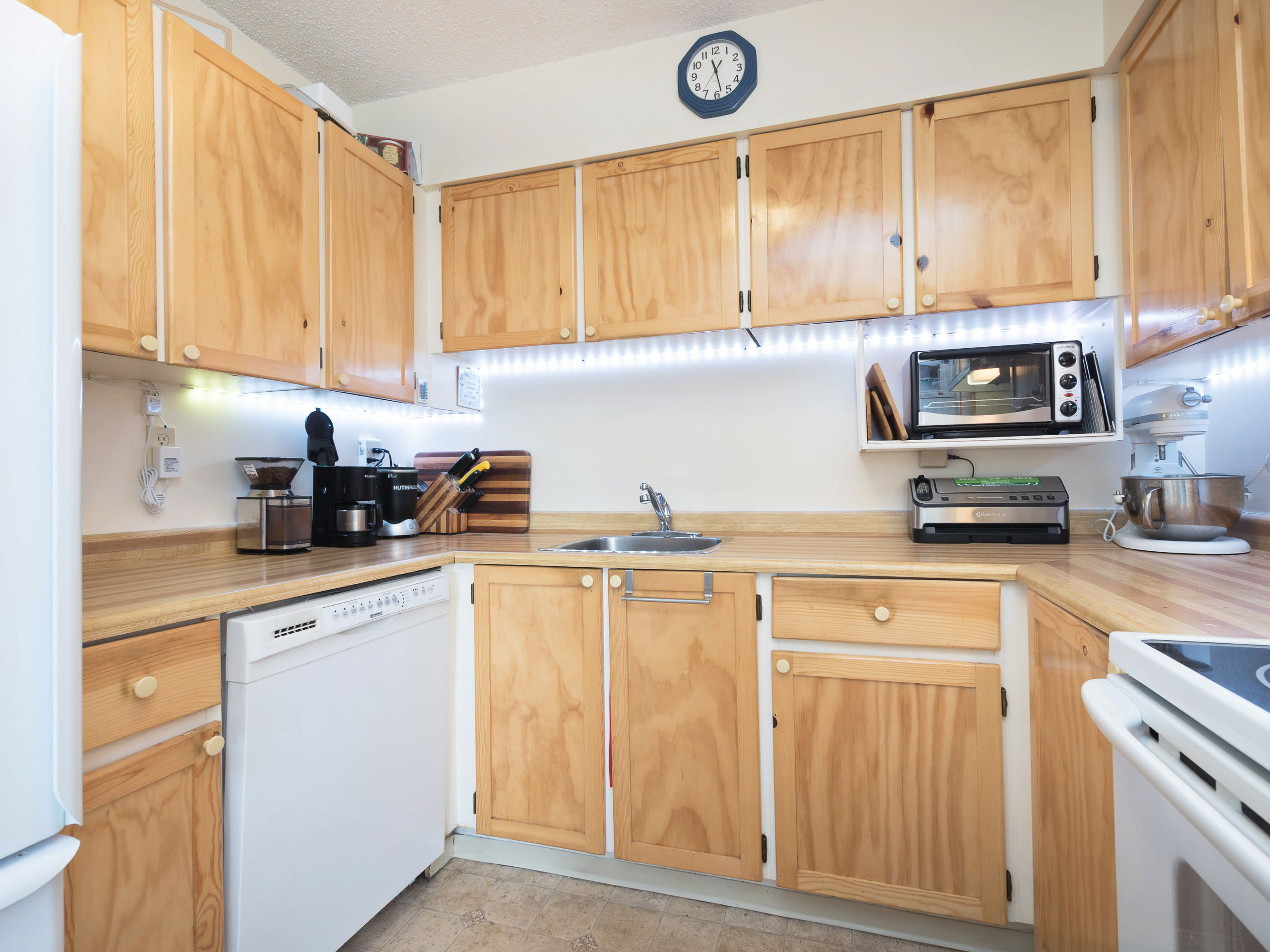 PH4 - 9541 Erickson Dr Burnaby 10