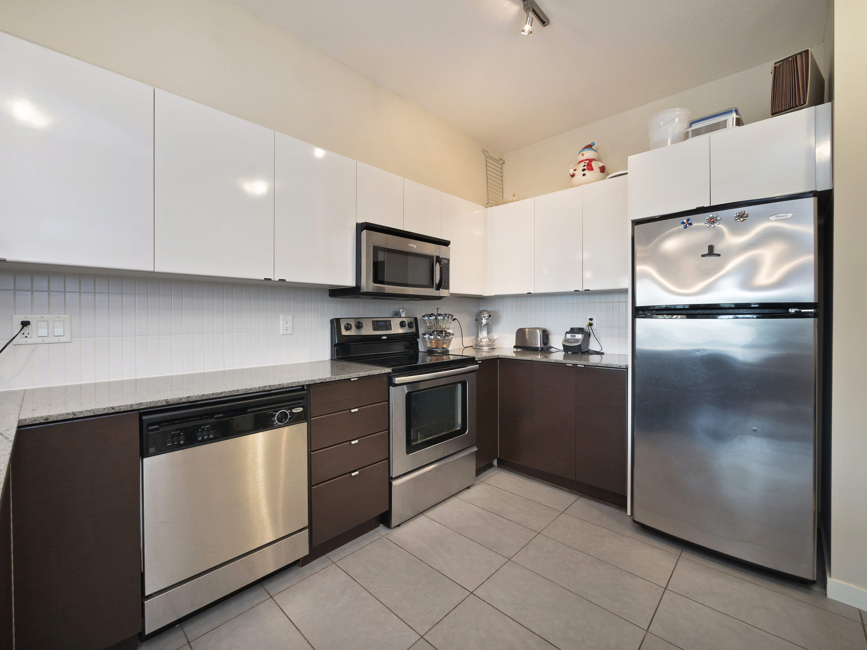 332-13733 107A Ave Surrey 4