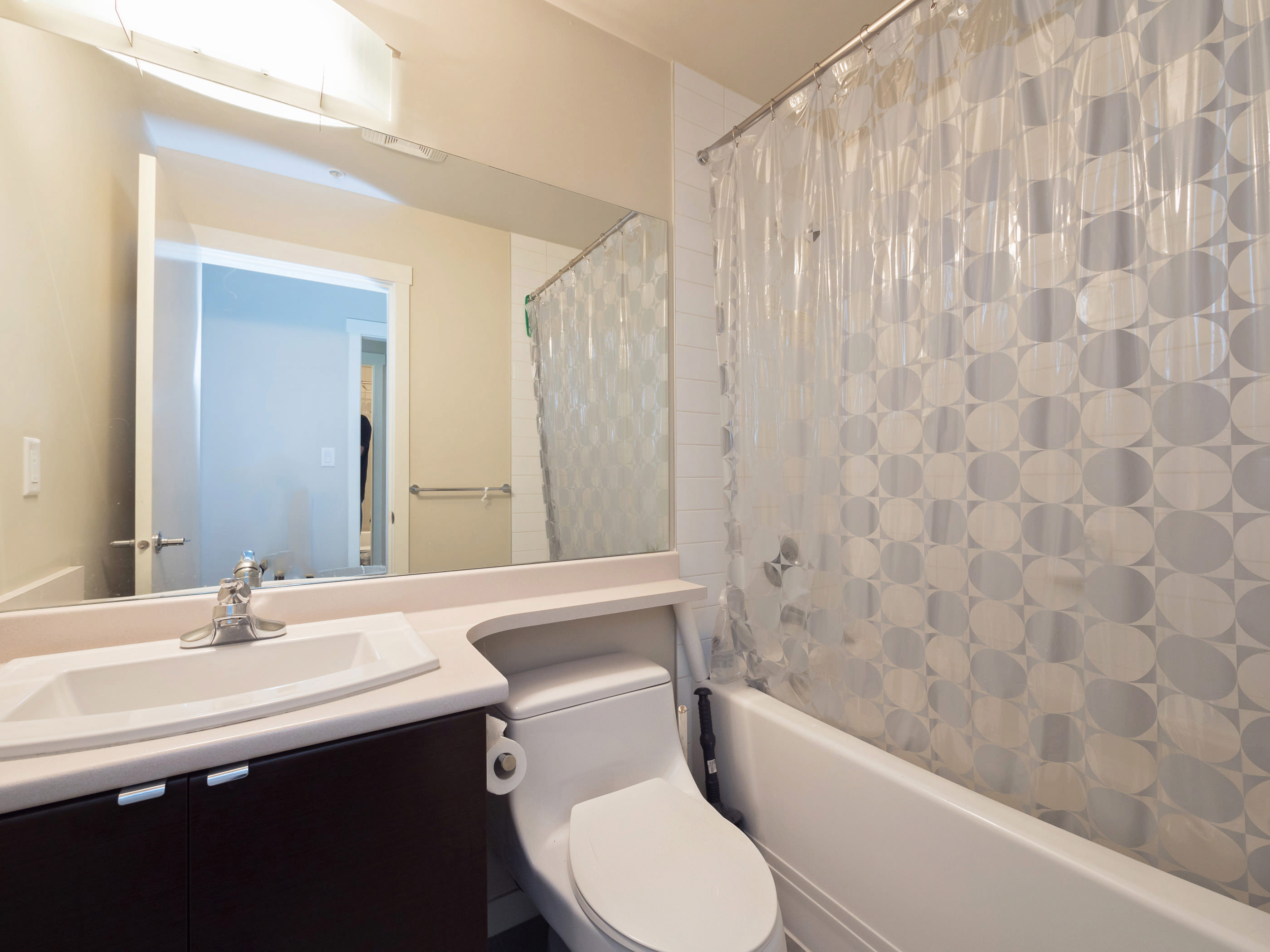 332-13733 107A Ave Surrey 15