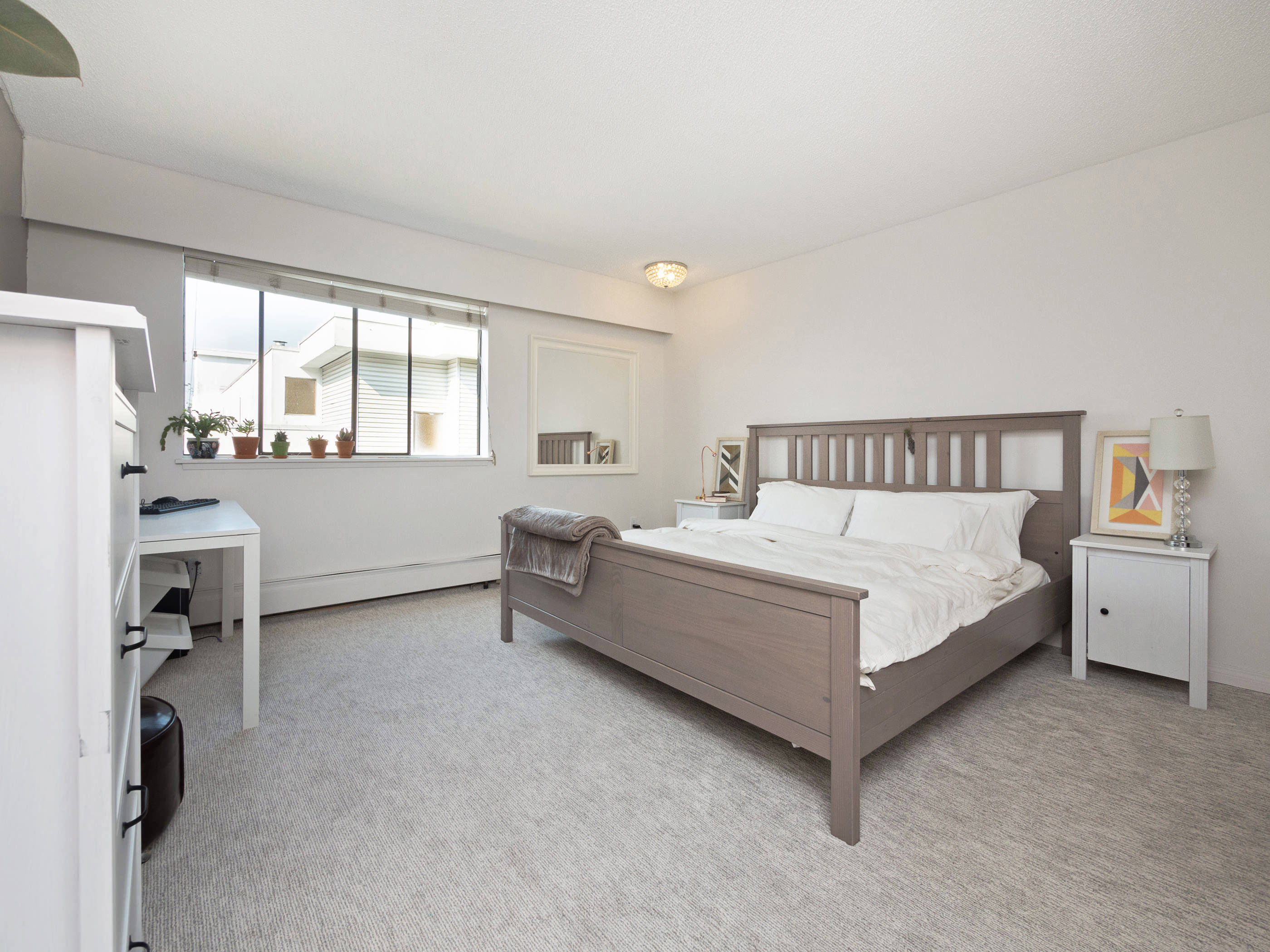 209-410 Agnes St New Westminster 12