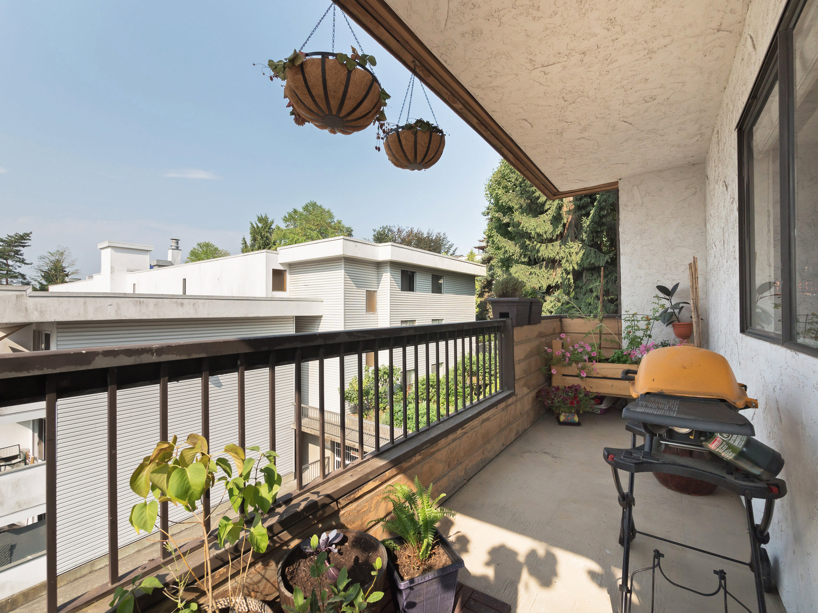 209-410 Agnes St New Westminster 22