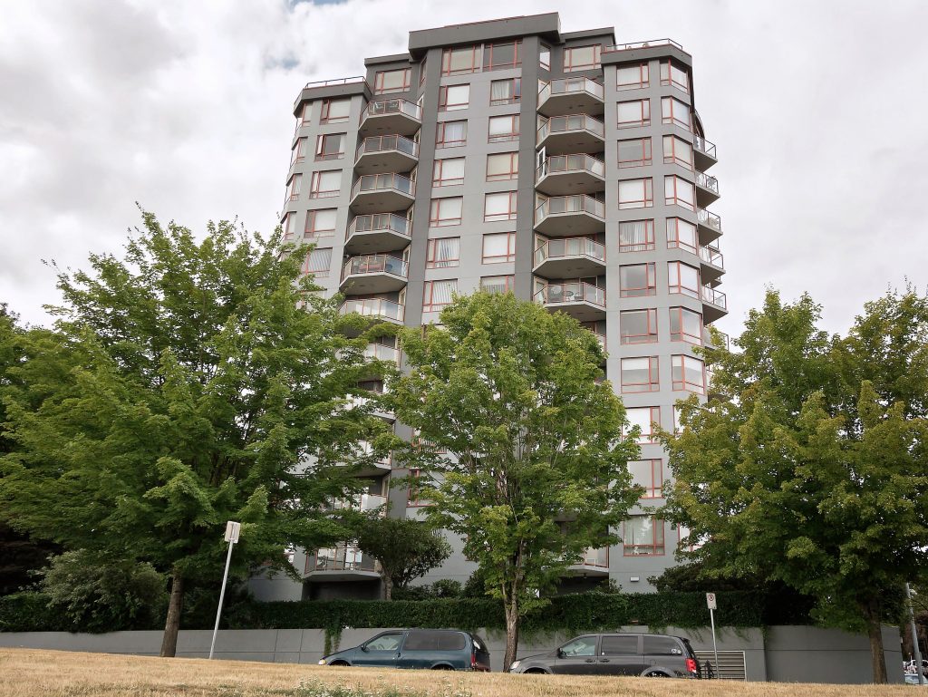 503- 38 Leopold Place New Westminster  V3L 2C6